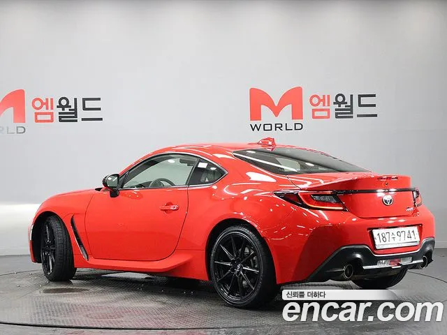 Toyota GT86 2024 thumb 10