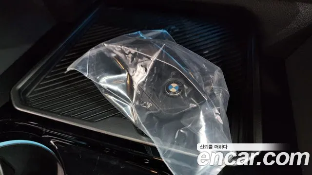 BMW 5 серии 2025 thumb 2