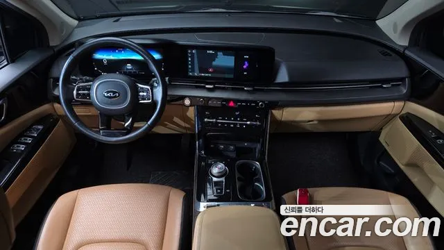 Kia Carnival 2021 thumb 4