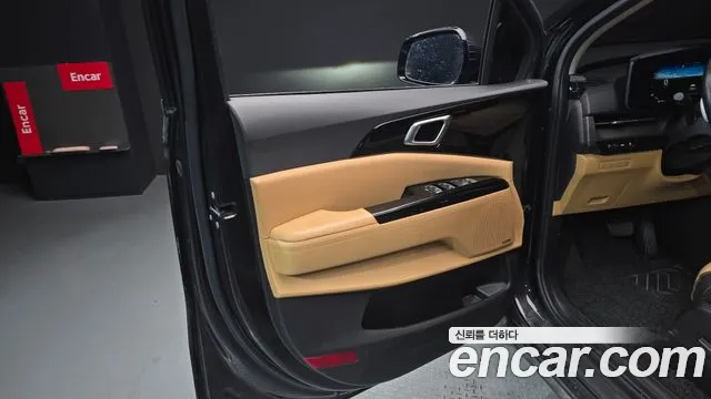 Kia Carnival 2021 thumb 7