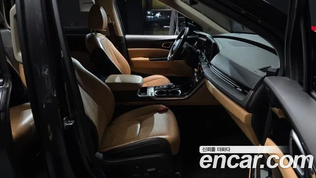 Kia Carnival 2021 thumb 3