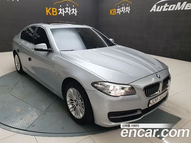 BMW 5 серии 2014 thumb 3