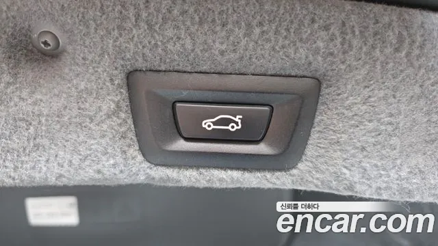 BMW 7 серии 2012 thumb 6