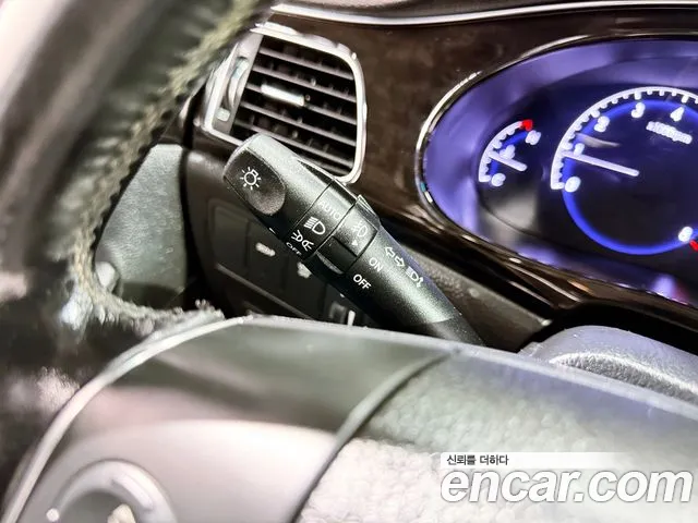 Hyundai Genesis 2012 thumb 5