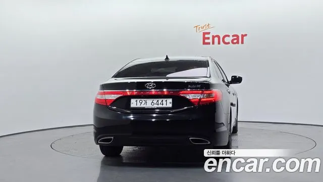 Hyundai Grandeur 2014 thumb 4