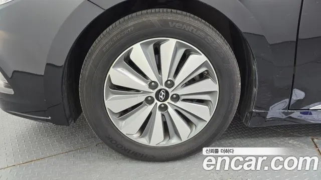 Hyundai Grandeur 2014 thumb 9