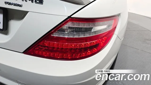 Mercedes-Benz SLK-Класс 2012 thumb 6