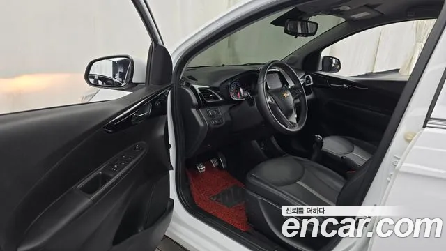 Chevrolet Spark 2022 thumb 2