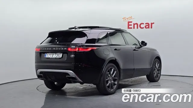 Land Rover Range Rover Velar 2023 thumb 12