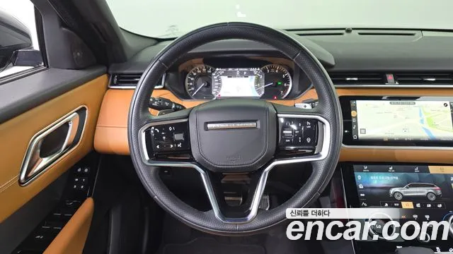 Land Rover Range Rover Velar 2023 thumb 2