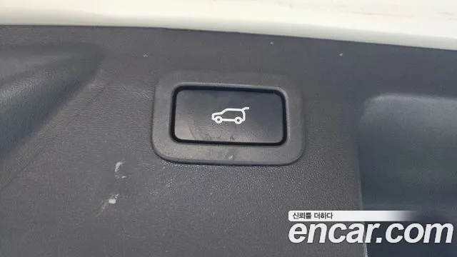 Land Rover Discovery Sport 2018 thumb 2