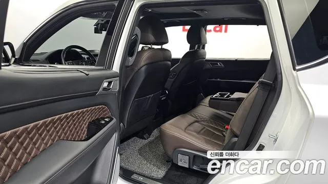 KGM Rexton 2022 thumb 11