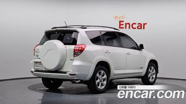 Toyota RAV4 2011 thumb 9