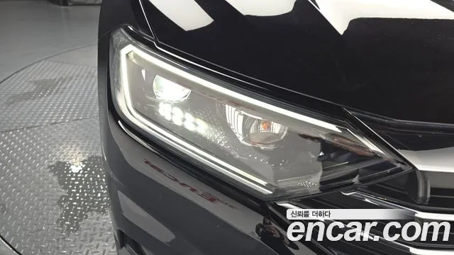 Volkswagen Jetta 2021 thumb 9