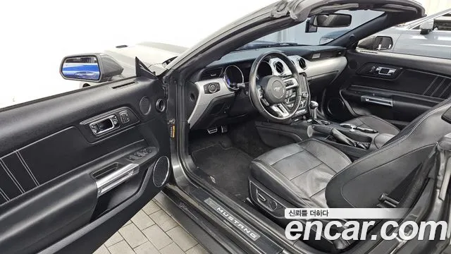Ford Mustang 2017 thumb 5