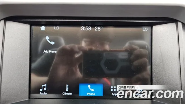 Ford Mustang 2017 thumb 4