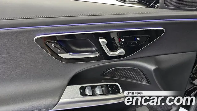 Mercedes-Benz E-Class 2024 thumb 7