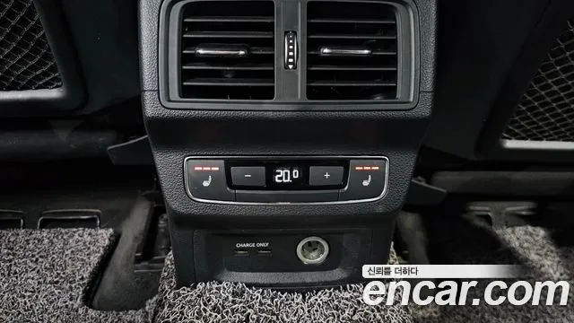 Audi Q5 2023 thumb 5