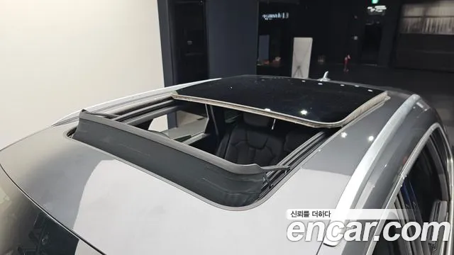 Audi Q5 2023 thumb 9