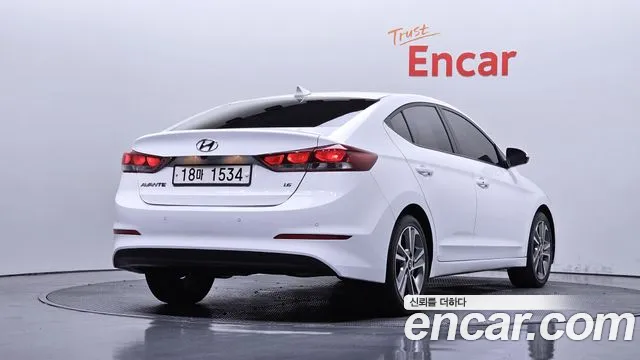 Hyundai Avante 2018 thumb 10
