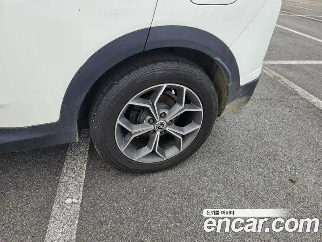 KGM Korando 2019 thumb 8