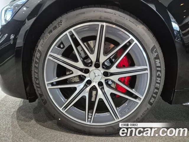 Mercedes-Benz AMG GT 2026 thumb 8