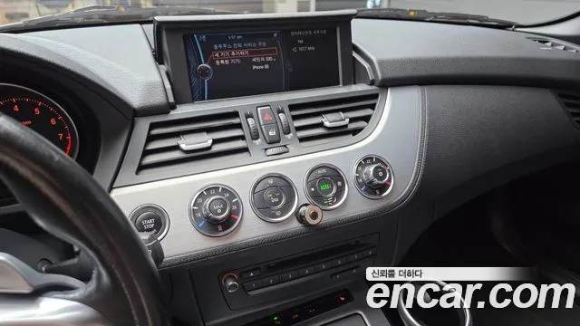 BMW Z4 2009 thumb 3