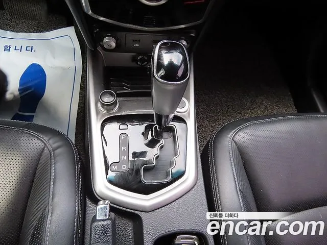 KGM Tivoli 2015 thumb 11