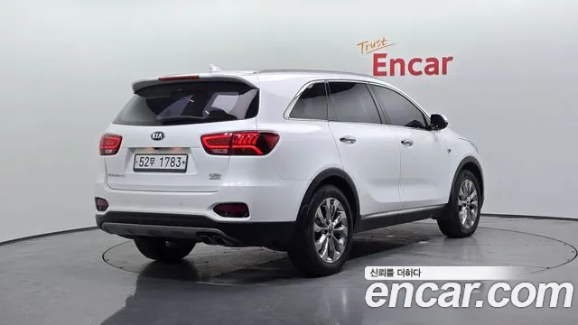 Kia Sorento 2018 thumb 3