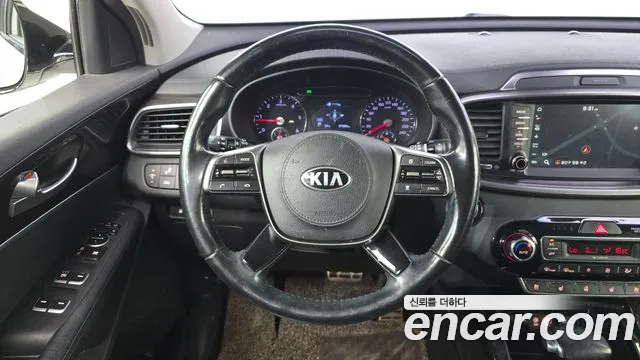 Kia Sorento 2018 thumb 6