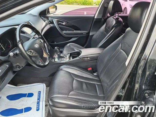 Hyundai Grandeur 2014 thumb 10