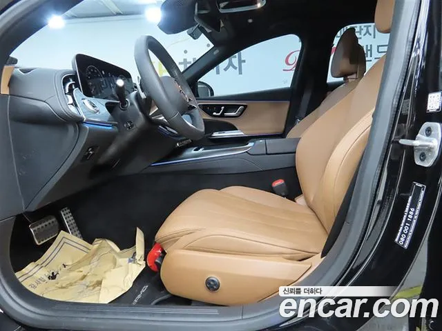 Mercedes-Benz E-Class 2025 thumb 10