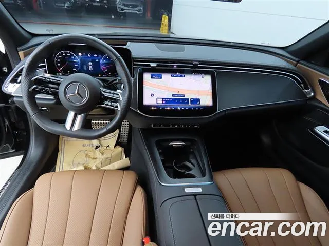Mercedes-Benz E-Class 2025 thumb 11