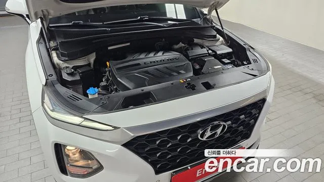 Hyundai Santa Fe 2018 thumb 6