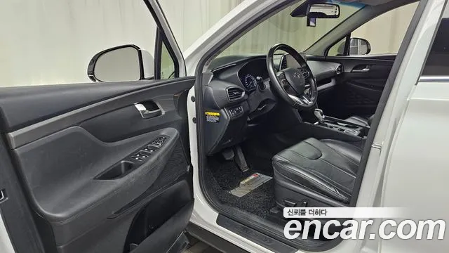 Hyundai Santa Fe 2018 thumb 12