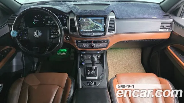 KGM Rexton 2019 thumb 11