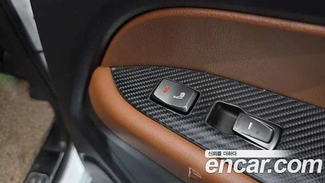 KGM Rexton 2019 thumb 10