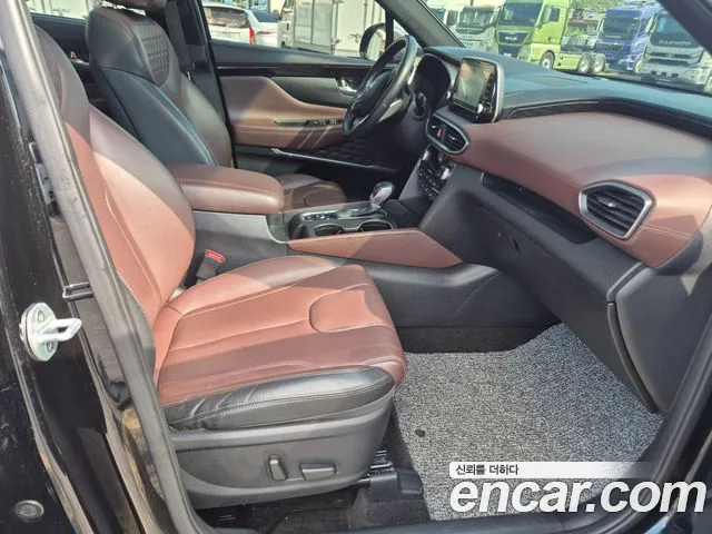 Hyundai Santa Fe 2018 thumb 4