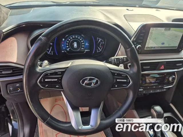Hyundai Santa Fe 2018 thumb 11