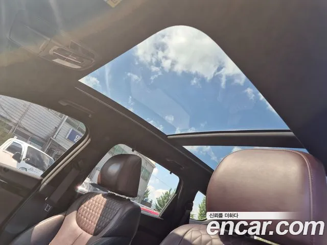 Hyundai Santa Fe 2018 thumb 7