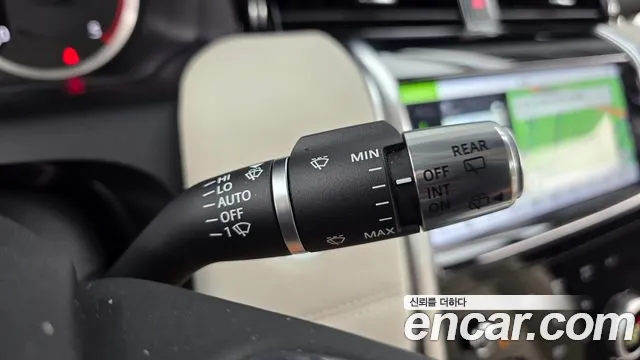 Land Rover Discovery Sport 2020 thumb 3
