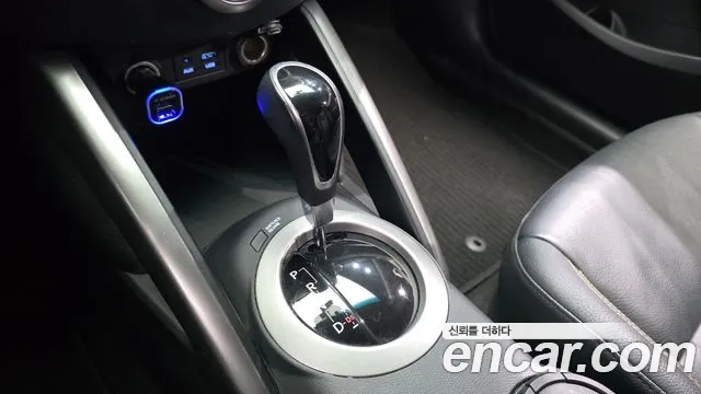 Hyundai Veloster 2017 thumb 2