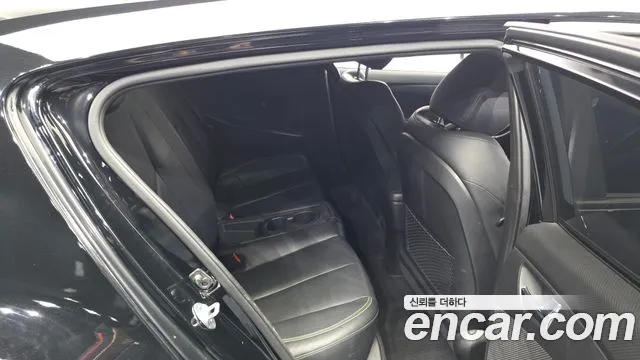 Hyundai Veloster 2017 thumb 3