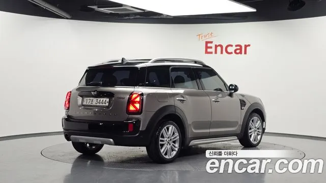 Mini Cooper Countryman 2019 thumb 4