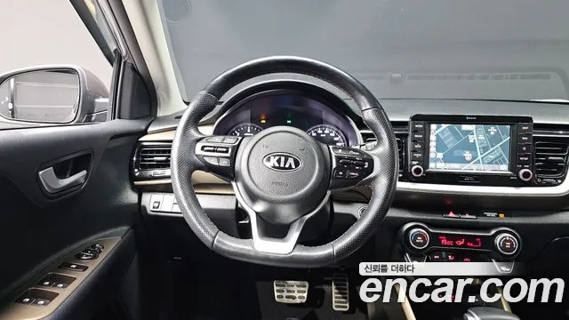 Kia Stonic 2017 thumb 4
