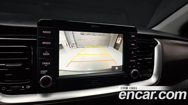 Kia Stonic 2017 thumb 8
