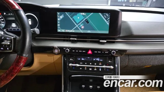 Kia Carnival 2021 thumb 8