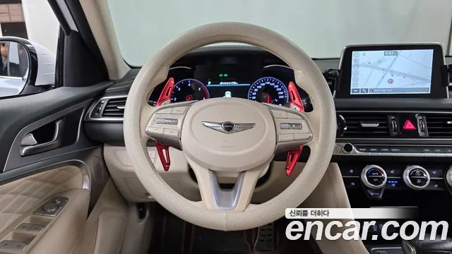 Genesis G70 2018 thumb 11