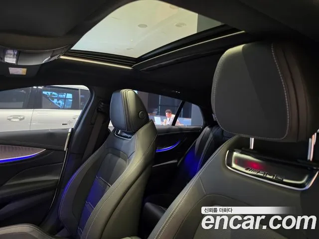Mercedes-Benz AMG GT 2025 thumb 8