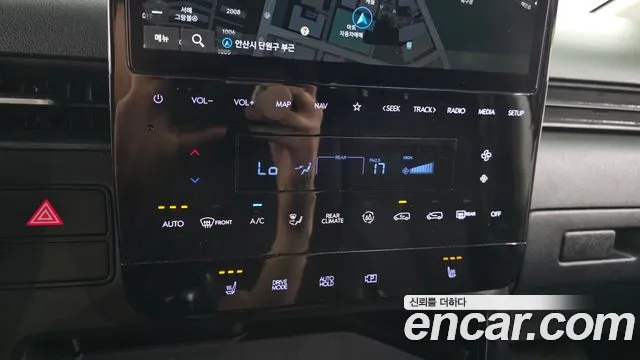 Hyundai Staria 2023 thumb 10